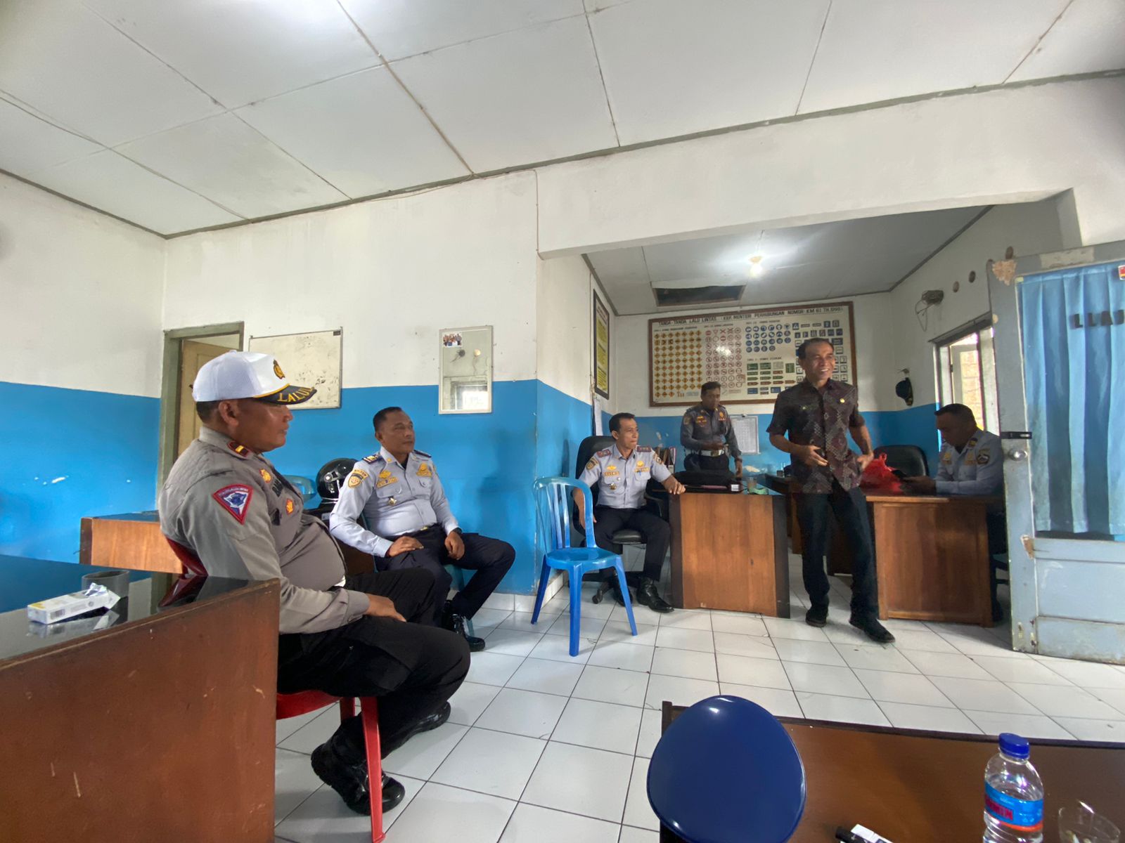 Giat Gabungan Bersama Polres Bangli Terkait Truk Pasir Yang Melewati Jalur Penelokan